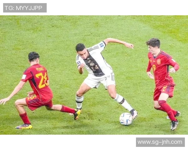 足球的魅力与梦想在世界舞台上的交汇与碰撞